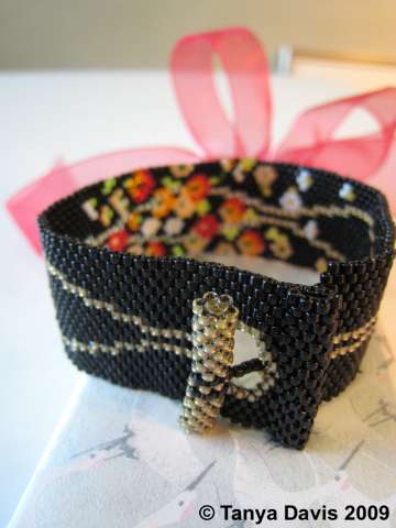 Bracelet: Black, Gold and Mums